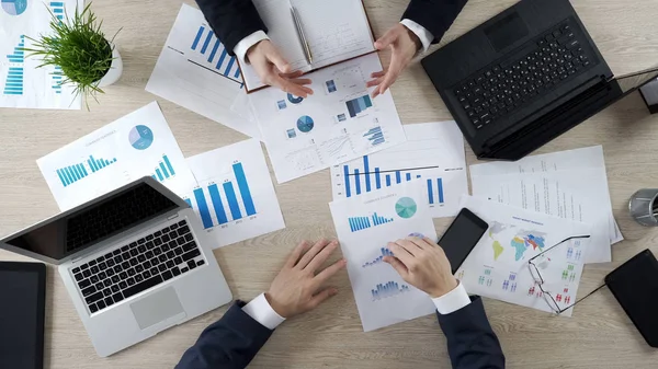 depositphotos_195183548-stock-photo-proactive-sales-manager-making-good